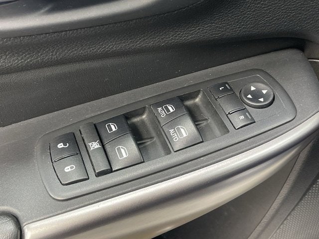 2019 Jeep Cherokee Overland