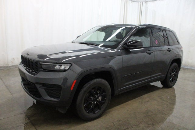 2024 Jeep Grand Cherokee Altitude