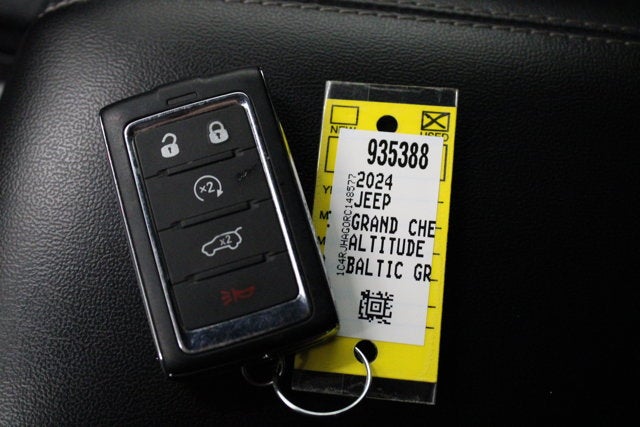 2024 Jeep Grand Cherokee Altitude