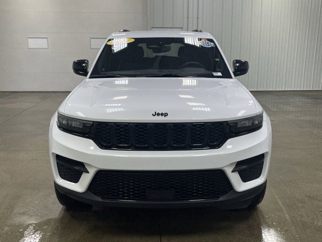 2024 Jeep Grand Cherokee Altitude