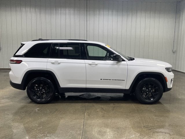 2024 Jeep Grand Cherokee Altitude