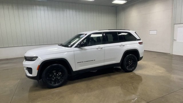 2024 Jeep Grand Cherokee Altitude