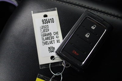 2023 Jeep Grand Cherokee Laredo