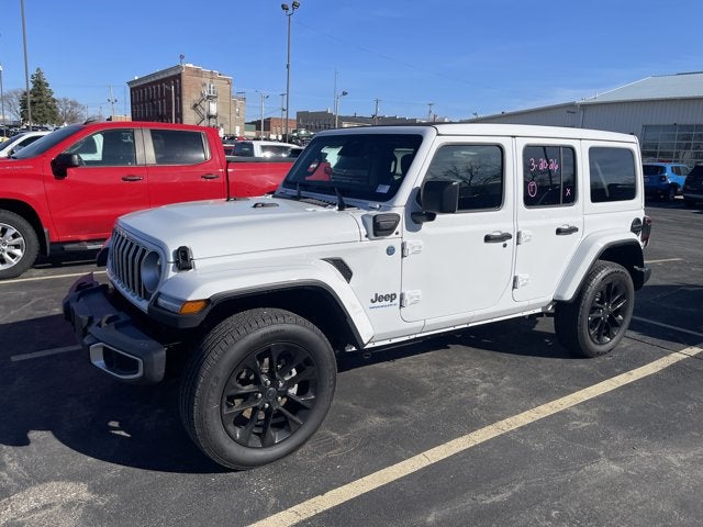 2025 Jeep Wrangler 4xe Sahara