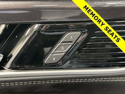 2023 Jeep Wagoneer L Base