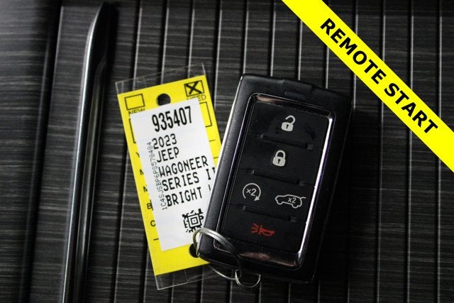 2023 Jeep Wagoneer L Base