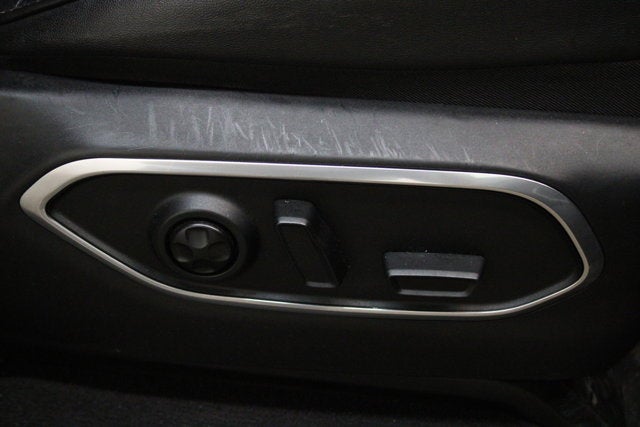 2024 Jeep Wagoneer Base