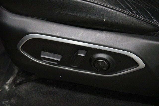 2024 Jeep Wagoneer Base