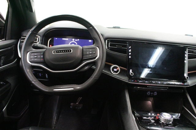 2024 Jeep Wagoneer Base