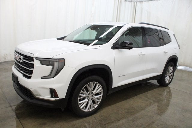 2024 GMC Acadia Elevation