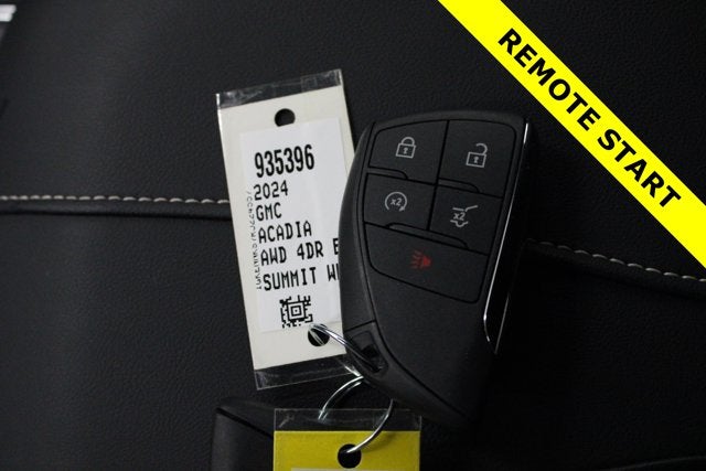 2024 GMC Acadia Elevation