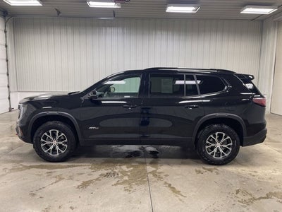 2024 GMC Acadia AT4