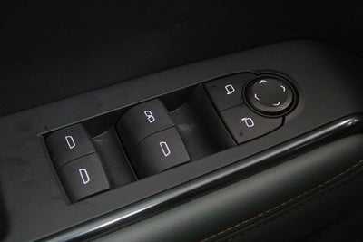 2025 GMC Acadia AT4