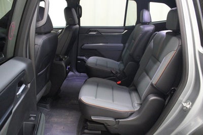 2025 GMC Acadia AT4