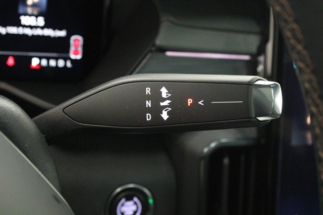 2025 GMC Acadia AT4