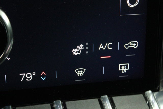 2025 GMC Acadia AT4