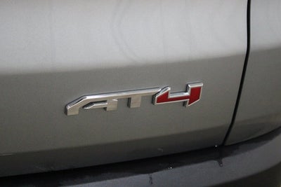 2025 GMC Acadia AT4