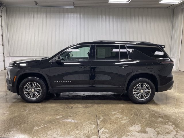 2025 Chevrolet Traverse 2LT