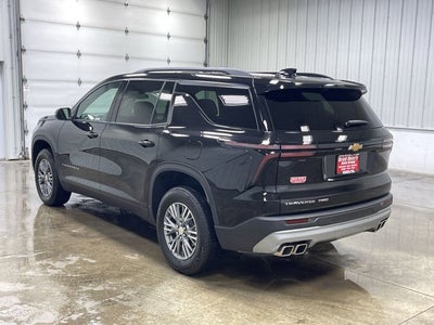 2025 Chevrolet Traverse 2LT