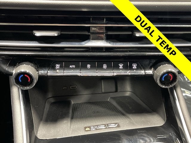 2025 Chevrolet Traverse 2LT