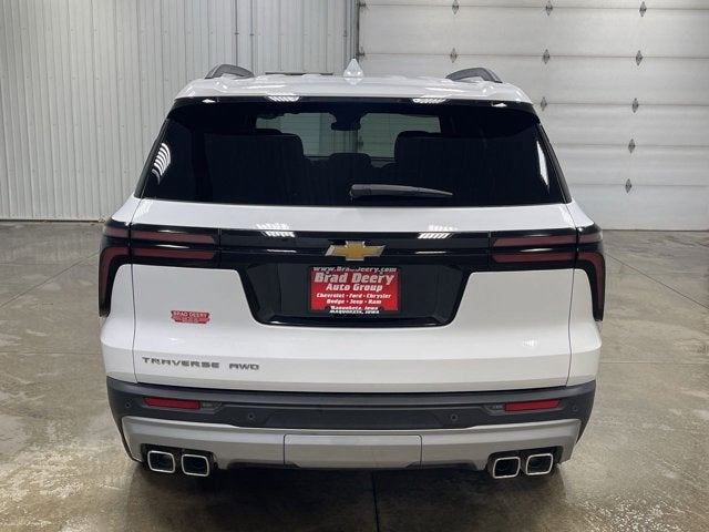 2025 Chevrolet Traverse 2LT