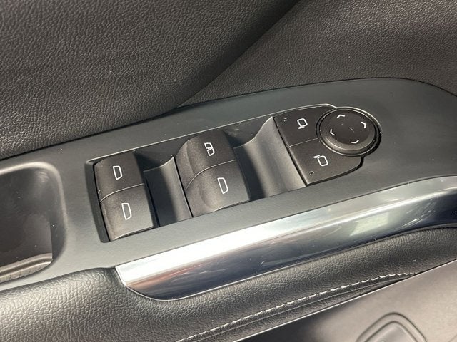 2025 Chevrolet Traverse 2LT