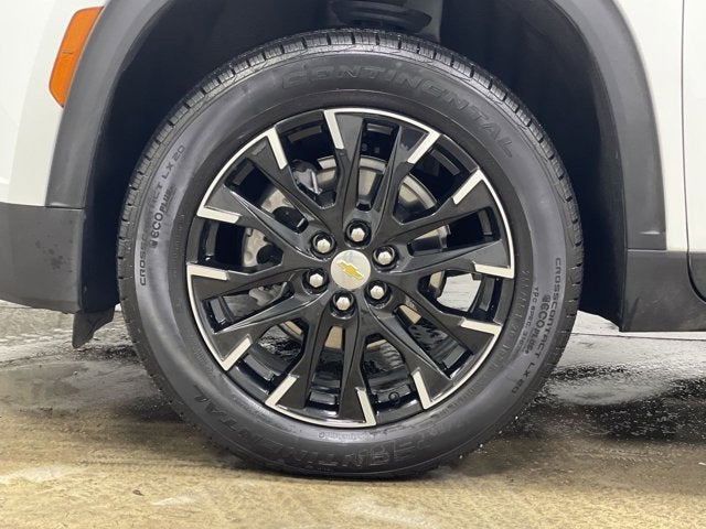 2025 Chevrolet Traverse 2LT