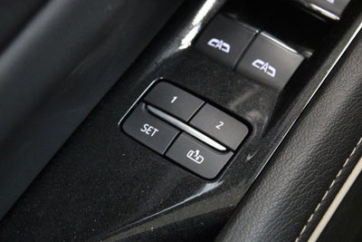 2024 Cadillac Escalade ESV Premium Luxury