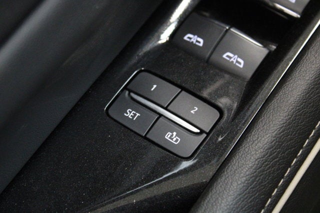 2024 Cadillac Escalade ESV Premium Luxury