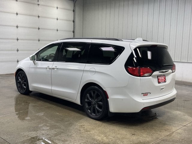 2018 Chrysler Pacifica Touring L Plus