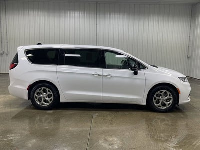 2024 Chrysler Pacifica Limited