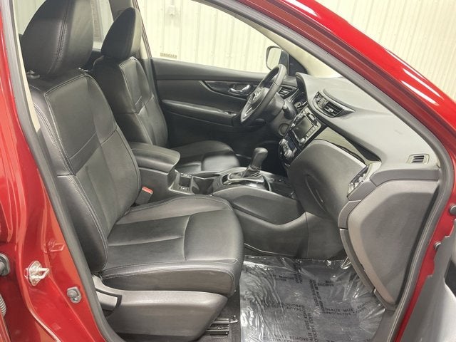 2022 Nissan Rogue Sport SL