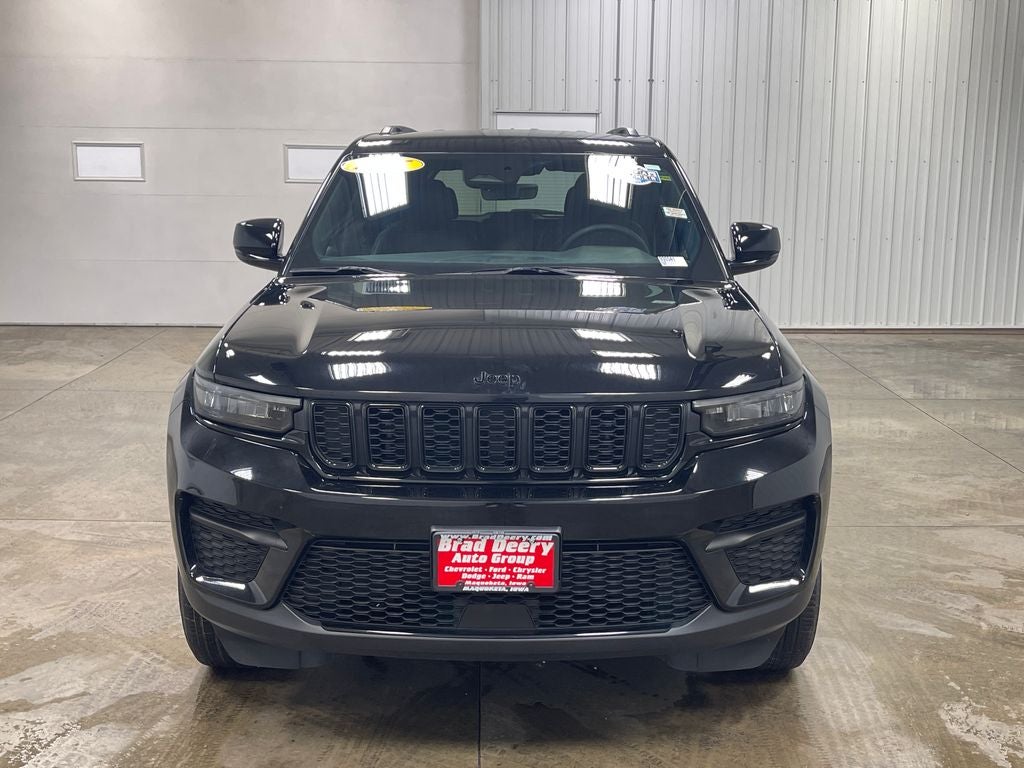 2025 Jeep Grand Cherokee Altitude