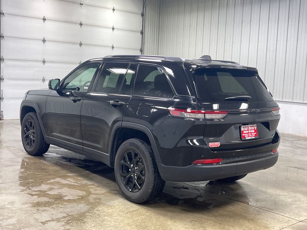 2025 Jeep Grand Cherokee Altitude