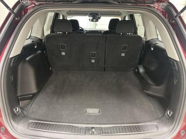 2023 Jeep Grand Cherokee Laredo 4X4