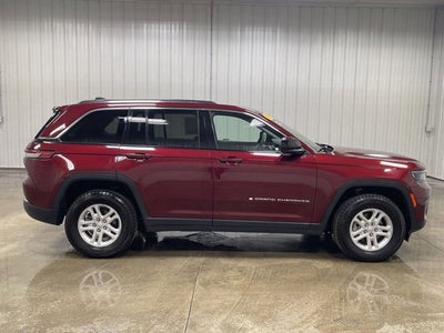 2023 Jeep Grand Cherokee Laredo 4X4