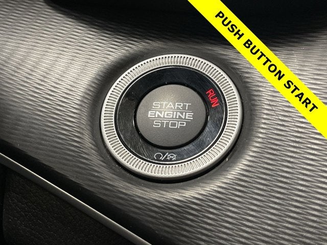 2023 Jeep Grand Cherokee Laredo 4X4