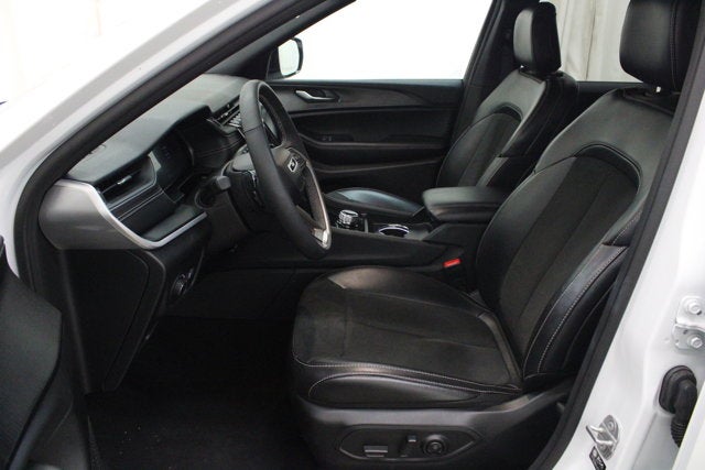 2025 Jeep Grand Cherokee Altitude 4X4