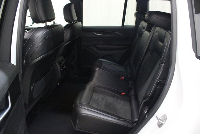 2025 Jeep Grand Cherokee Altitude 4X4