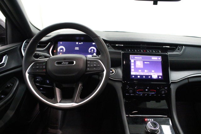 2025 Jeep Grand Cherokee Altitude 4X4