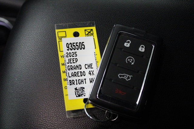 2025 Jeep Grand Cherokee Altitude 4X4