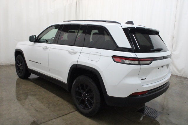 2025 Jeep Grand Cherokee Altitude 4X4