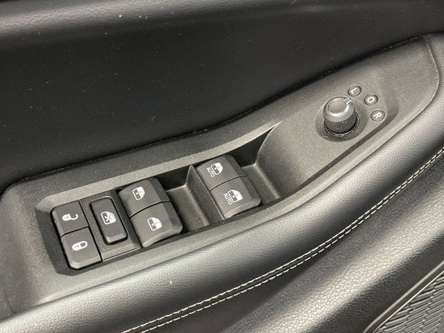 2024 Jeep Grand Cherokee Laredo 4X4