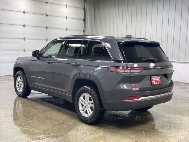 2024 Jeep Grand Cherokee Laredo 4X4
