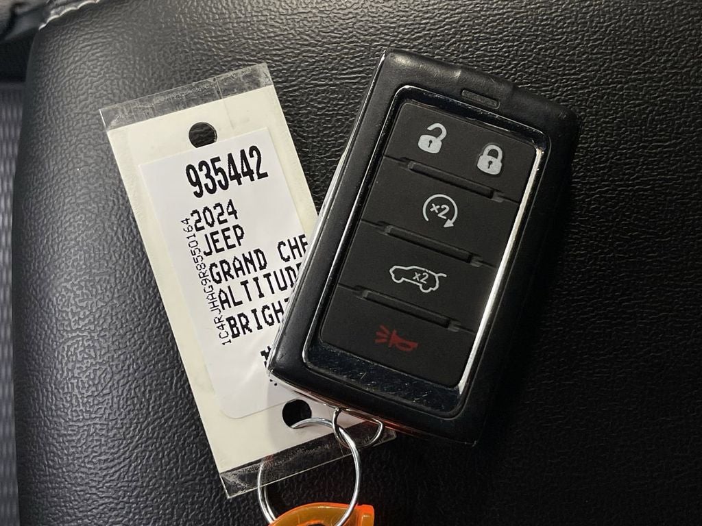 2024 Jeep Grand Cherokee Altitude