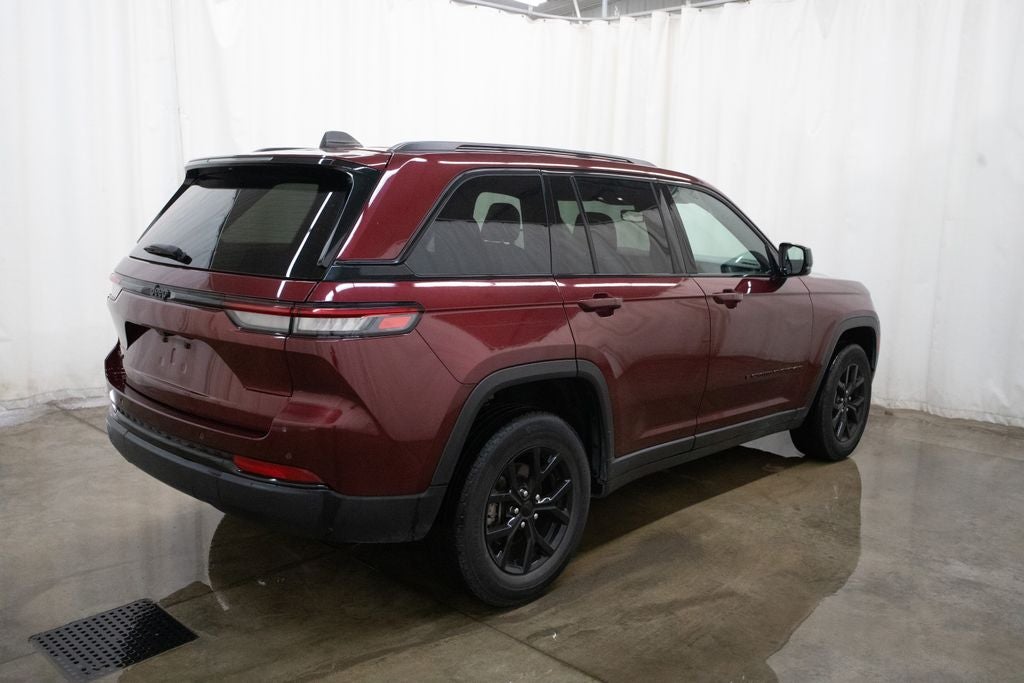 2024 Jeep Grand Cherokee Altitude