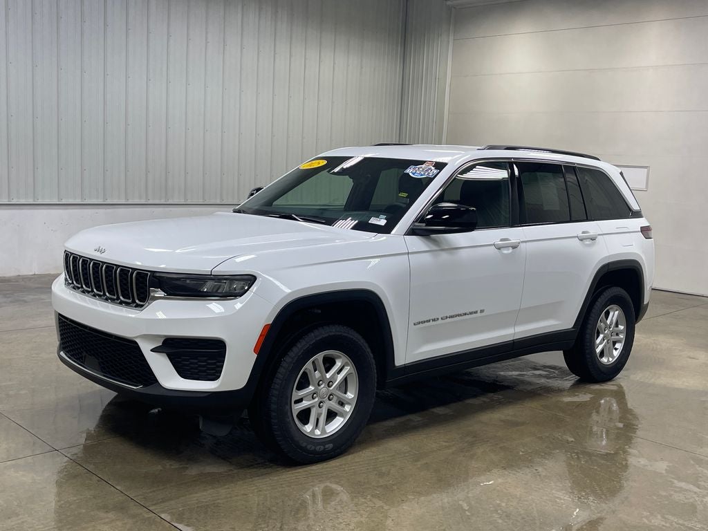 2025 Jeep Grand Cherokee Laredo