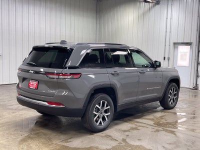 2027 Jeep Grand Cherokee Laredo X