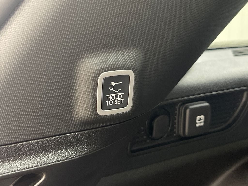 2027 Jeep Grand Cherokee Limited Reserve
