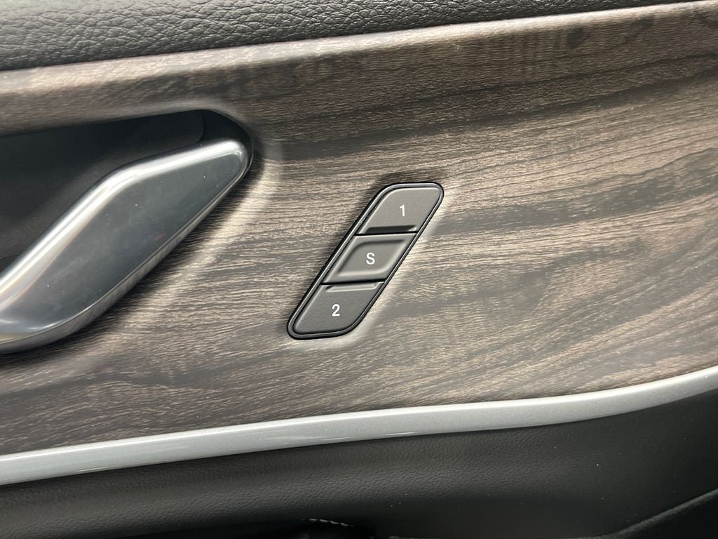 2027 Jeep Grand Cherokee Limited Reserve
